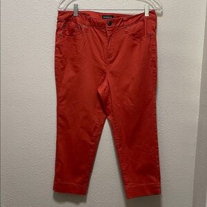 Red Cropped Pants